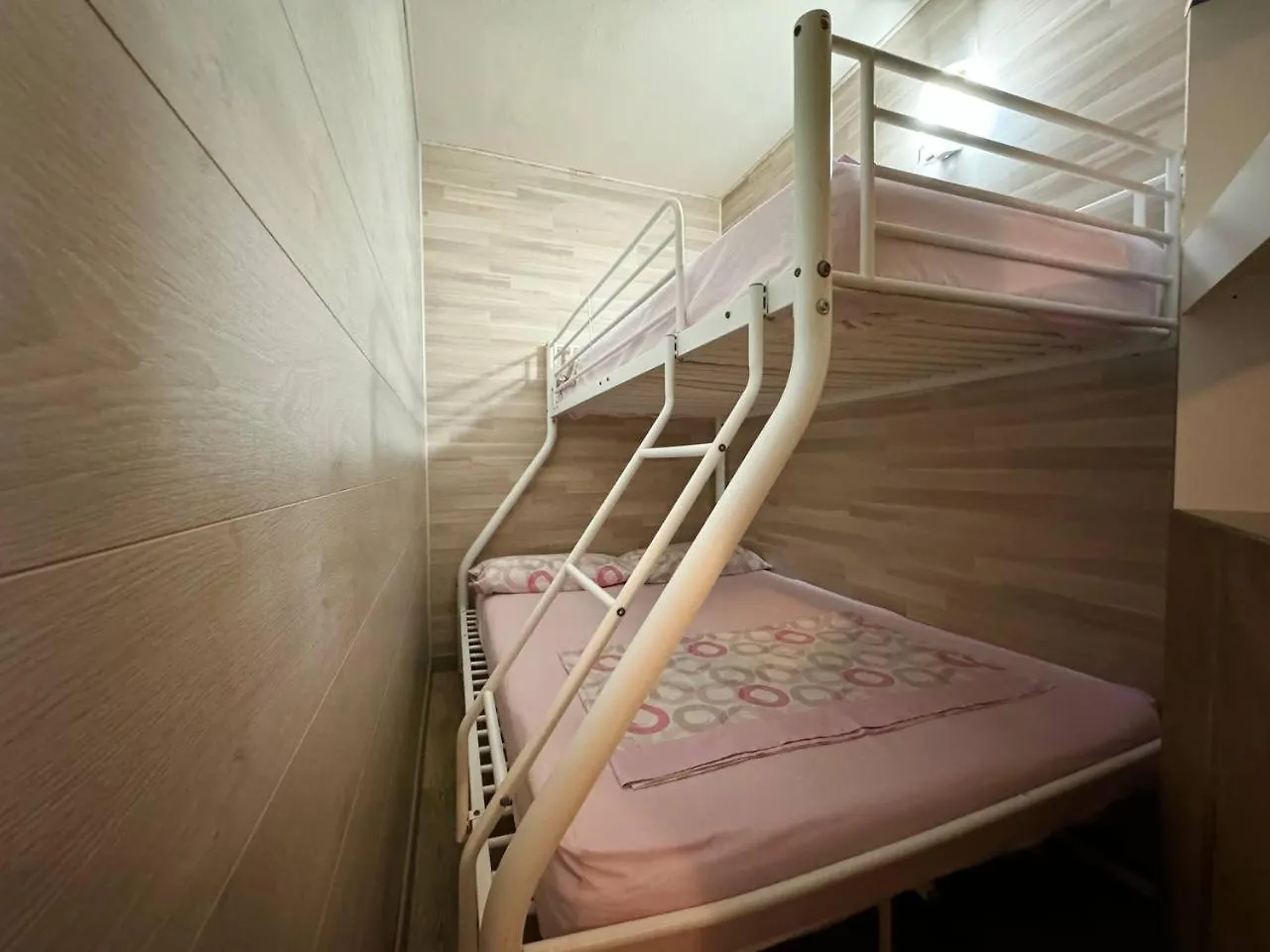 Апартаменты Apartsalou Lea Испания