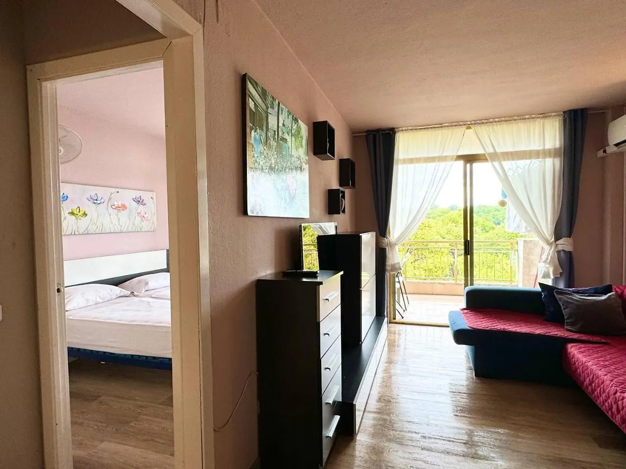 Apartsalou Lea Lägenhet Salou